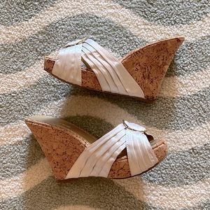 Groove Cork Wedges Shoes Size 7 White Satin Gold Buckle